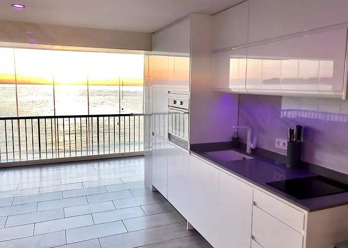 1st Line La Fossa Luxury *adults Only* Apartment *